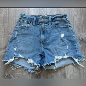 Abercrombie women's shorts Size 26/2